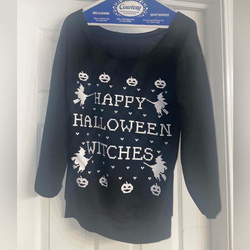 Happy Halloween Witches NWOT